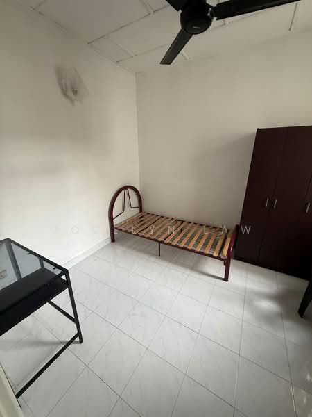 Rumah Teres 2-Tingkat untuk Disewa di Bandar Baru Permas Jaya (Permas Jaya) - Jocelyn Law - Bedroom - PropertyGuru.com.my