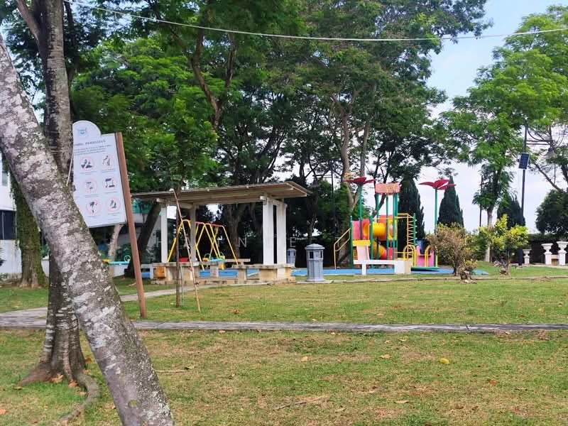 Cluster House for Sale in Bandar Parklands (Klang) - Hannee Tay - Exterior - PropertyGuru.com.my