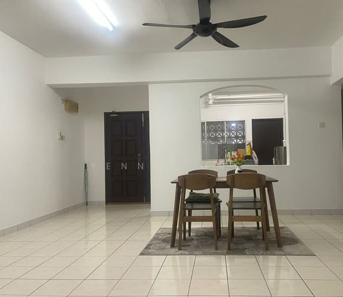 Condominium for Sale at Vista Komanwel A - Yenn Chong - Dining Room - PropertyGuru.com.my