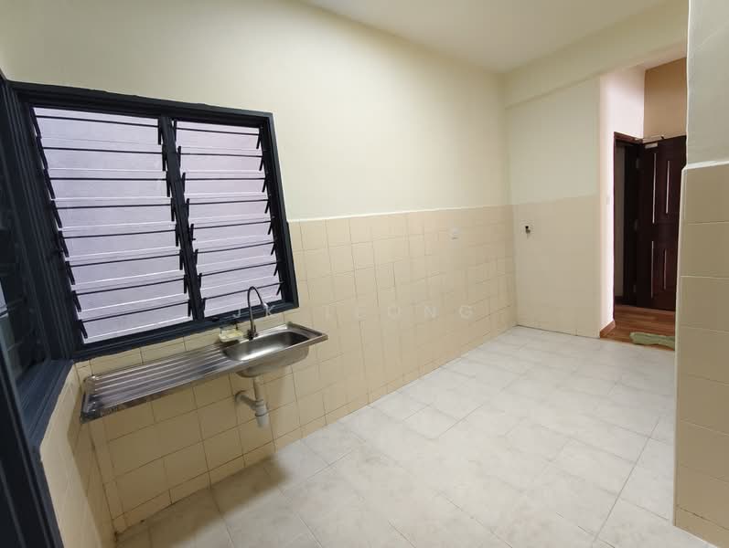Kondominium untuk Disewa di Menara Menjalara - JK Leong - Kitchen - PropertyGuru.com.my