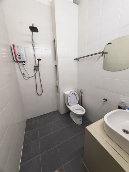 Rumah Teres 2 Tingkat untuk Dijual di SS17 (Subang Jaya) - RL Han - Bathroom - PropertyGuru.com.my