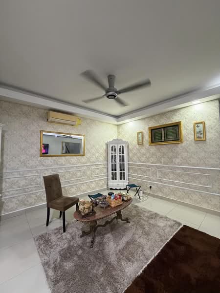 Rumah Teres 2 Tingkat untuk Dijual di Gombak (Selangor) - ZULL ARIFFIN - Living Room - PropertyGuru.com.my