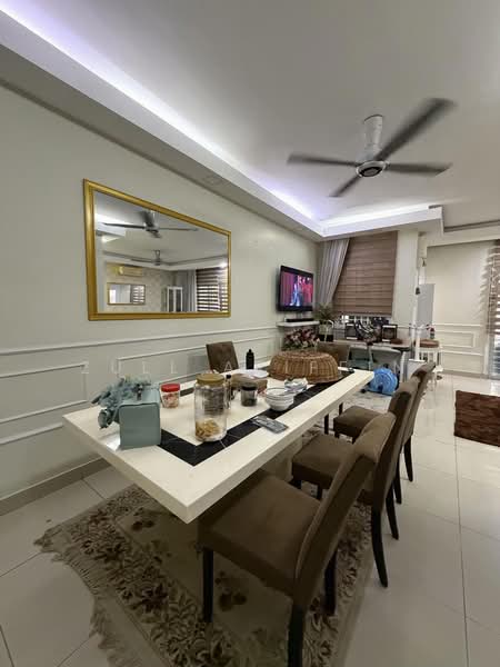 Rumah Teres 2 Tingkat untuk Dijual di Gombak (Selangor) - ZULL ARIFFIN - Dining Room - PropertyGuru.com.my