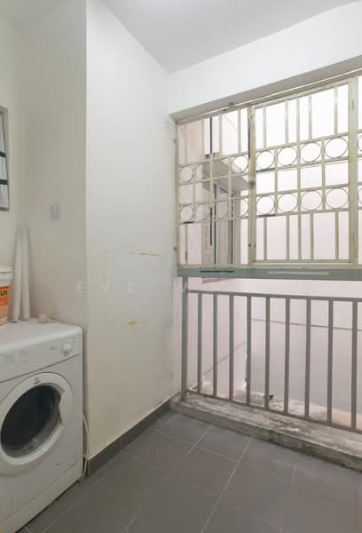 Pangsapuri untuk Dijual di Seri Intan Apartment - Eve Wong - Balcony - PropertyGuru.com.my