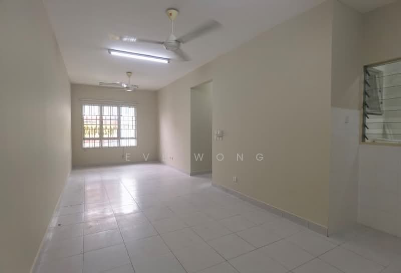 Pangsapuri untuk Dijual di Seri Intan Apartment - Eve Wong - Living Room - PropertyGuru.com.my