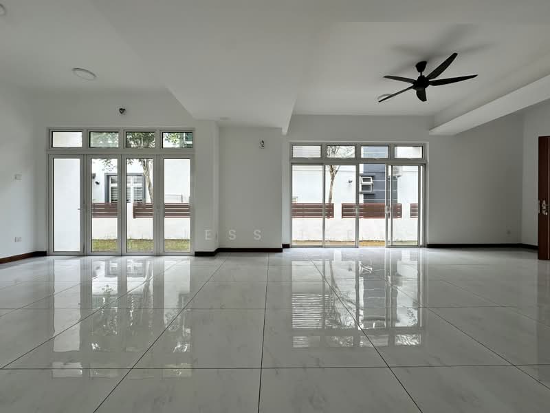 Link Bungalow for Sale in Setia Alam (Selangor) - Jess Tee - Living Room - PropertyGuru.com.my