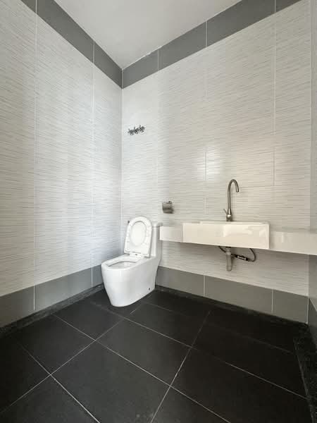 Link Bungalow for Sale in Setia Alam (Selangor) - Jess Tee - Bathroom - PropertyGuru.com.my