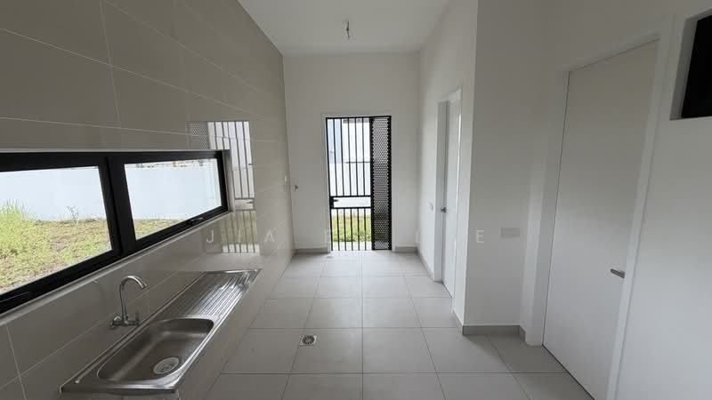 Semi-Detached House for Sale in Setia Tropika (Johor Bahru) - Jia En Lee - PropertyGuru.com.my