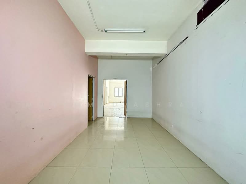 Shop for Rent in Seksyen 16 (Shah Alam) - Muhammad Ashraf . - Interior - PropertyGuru.com.my