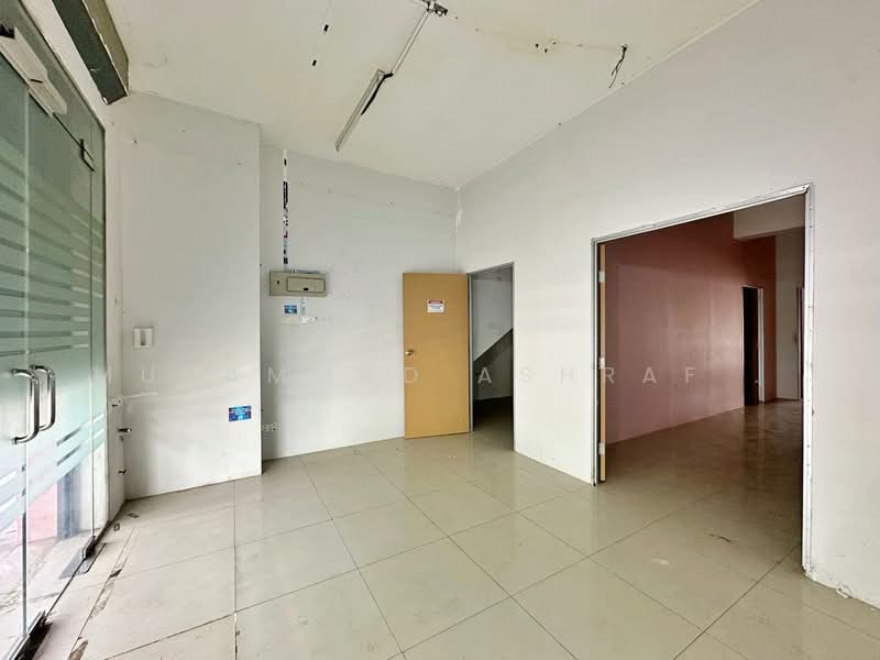 Shop for Rent in Seksyen 16 (Shah Alam) - Muhammad Ashraf . - Interior - PropertyGuru.com.my
