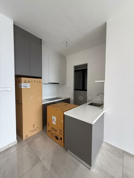 Service Residence for Sale at Kensho Residence - Ray Chong - Kitchen - PropertyGuru.com.my