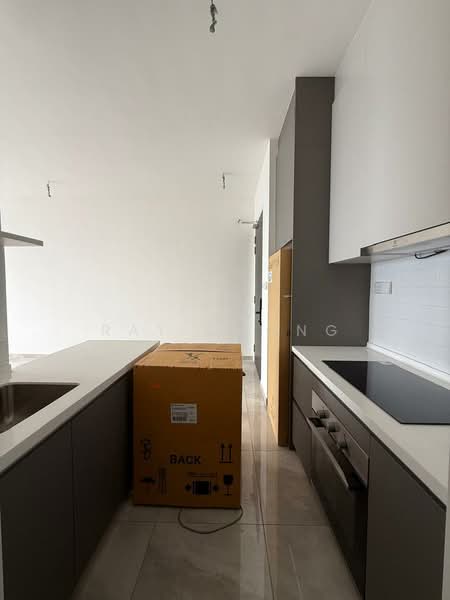 Service Residence for Sale at Kensho Residence - Ray Chong - Kitchen - PropertyGuru.com.my