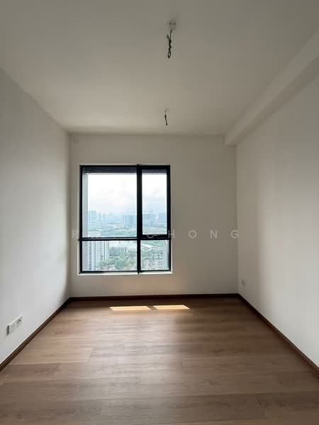 Service Residence for Sale at Kensho Residence - Ray Chong - Master Bedroom - PropertyGuru.com.my