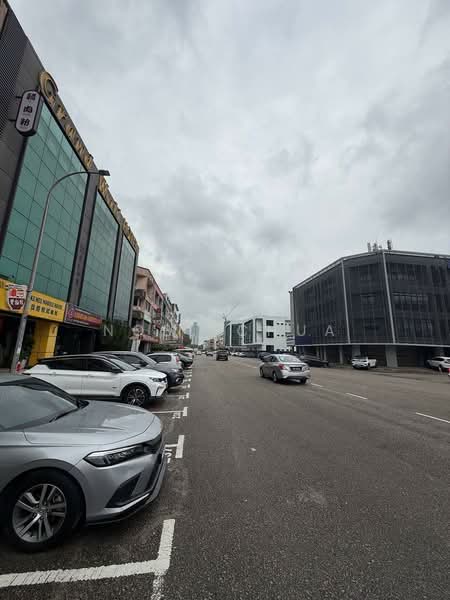 Kedai / Pejabat untuk Dijual di Bandar Baru Permas Jaya (Permas Jaya) - Noel Chua - Exterior - PropertyGuru.com.my