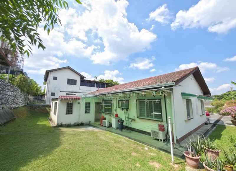Bungalow for Sale in Seksyen 12 (Petaling Jaya) - Devamuthan Tamilarasan - Exterior - PropertyGuru.com.my