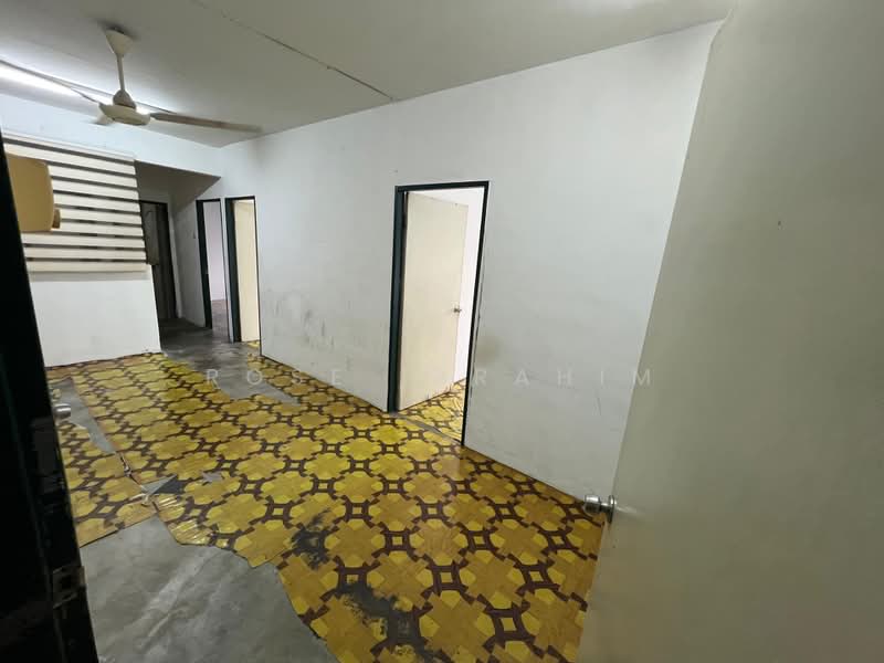 Apartment for Rent at Pangsapuri Sri Tanjung - Rose Ibrahim - Interior - PropertyGuru.com.my