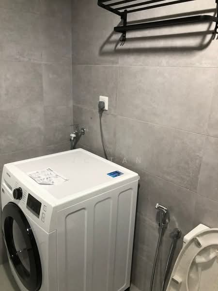 Servis Apartment untuk Disewa di Cubic Botanical - JC Tan - Bathroom - PropertyGuru.com.my
