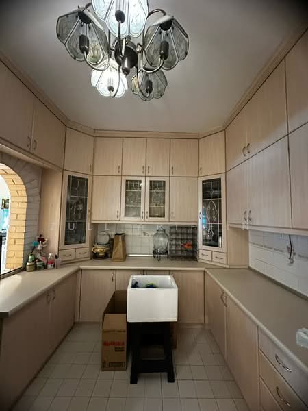 2.5-storey Terraced House for Sale in Taman Setiawangsa (Setiawangsa) - ZULL ARIFFIN - Kitchen - PropertyGuru.com.my