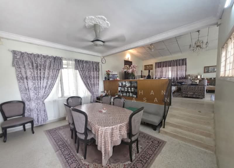 Rumah Banglo untuk Dijual di Seksyen 14 (Petaling Jaya) - Devamuthan Tamilarasan - Dining Room - PropertyGuru.com.my