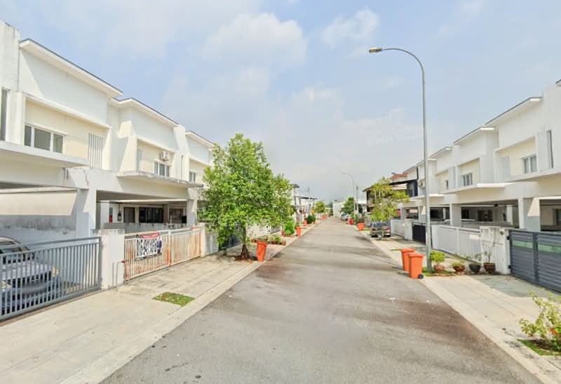 2-storey Terraced House for Sale in Bandar Sri Sendayan (Negeri Sembilan) - Jack Chia - Exterior - PropertyGuru.com.my