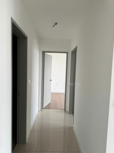 Kondominium untuk Dijual di Skyline KL - JK Leong - Corridor - PropertyGuru.com.my