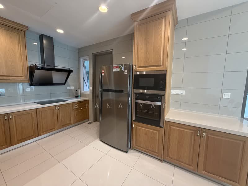 Kediaman Servis untuk Disewa di Uptown Residences - Biana Yap - Kitchen - PropertyGuru.com.my