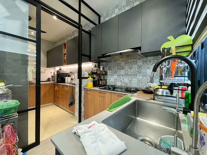 3-storey Terraced House for Sale in Setia Pearl Island (Bayan Lepas) - Amanda Lam - Kitchen - PropertyGuru.com.my