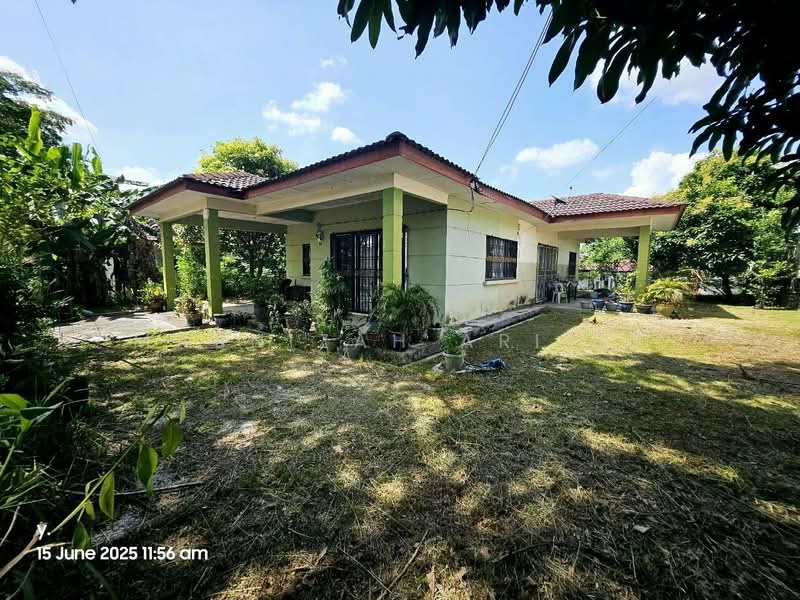 Bungalow for Sale in Seri Kembangan (Selangor) - Masnizah Arifin - Exterior - PropertyGuru.com.my