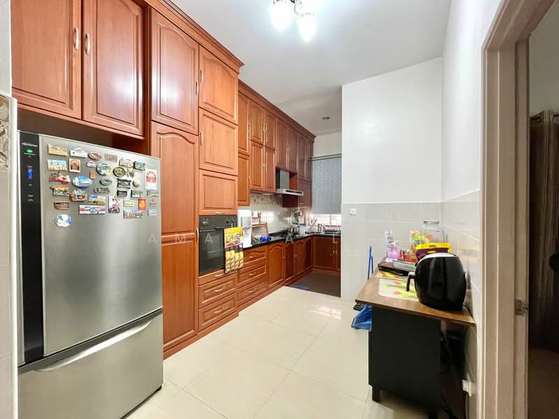3-storey Terraced House for Sale in Setia Pearl Island (Bayan Lepas) - Amanda Lam - Kitchen - PropertyGuru.com.my