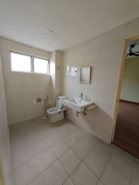 Rumah Teres untuk Dijual di Mont Kiara (Kuala Lumpur) - Biana Yap - Bathroom - PropertyGuru.com.my