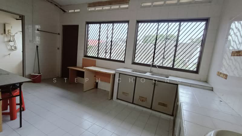 Rumah Teres 1 Tingkat untuk Disewa di Taman Pelangi (Johor Bahru) - Steph Choong - Kitchen - PropertyGuru.com.my