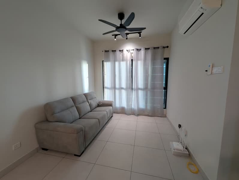 Service Residence for Rent at Majestic Maxim - JC Tan - Living Room - PropertyGuru.com.my