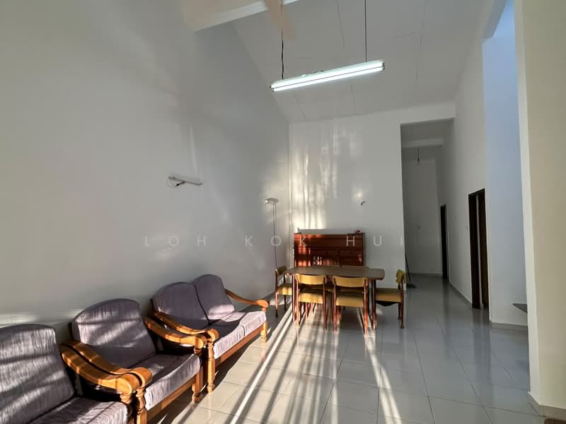 Rumah Teres 1 Tingkat untuk Disewa di Taman Pelangi (Johor Bahru) - Loh Kok Hui - PropertyGuru.com.my