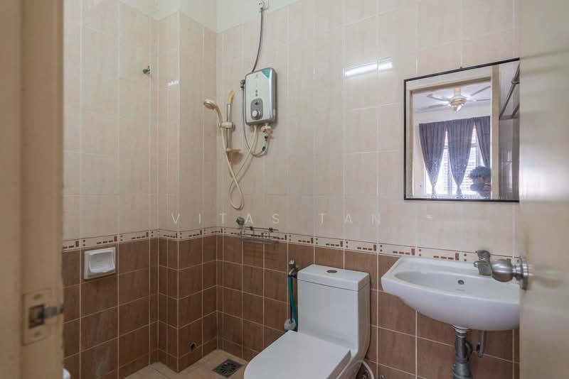 Semi-Detached House for Rent in Setia Damai (Setia Alam) - Vitas Tan - Bathroom - PropertyGuru.com.my