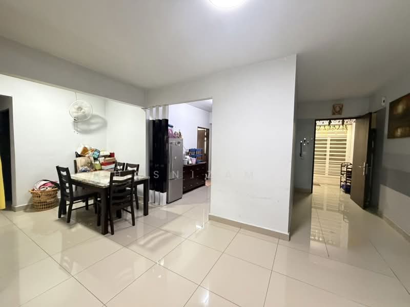 Kondominium untuk Dijual di Quayside @ Clear Water Bay - Hasnizam . - PropertyGuru.com.my