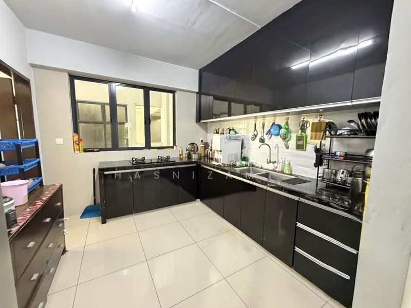 Kondominium untuk Dijual di Quayside @ Clear Water Bay - Hasnizam . - PropertyGuru.com.my