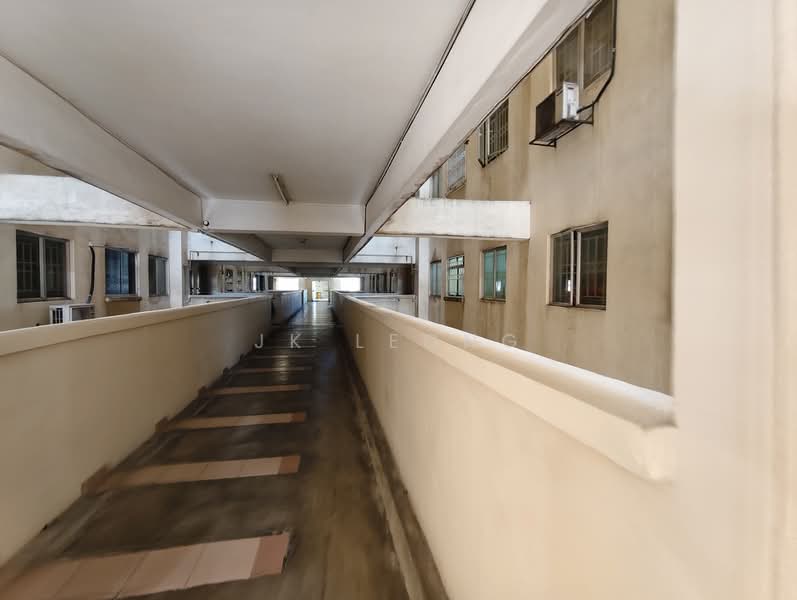 Kondominium untuk Dijual di Warisan City View - JK Leong - Corridor - PropertyGuru.com.my