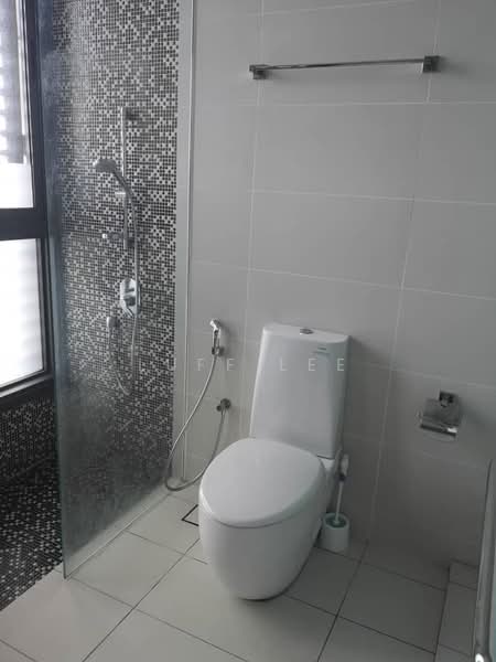 Servis Apartment untuk Disewa di Vogue Suites One - Luff Lee - Bathroom - PropertyGuru.com.my