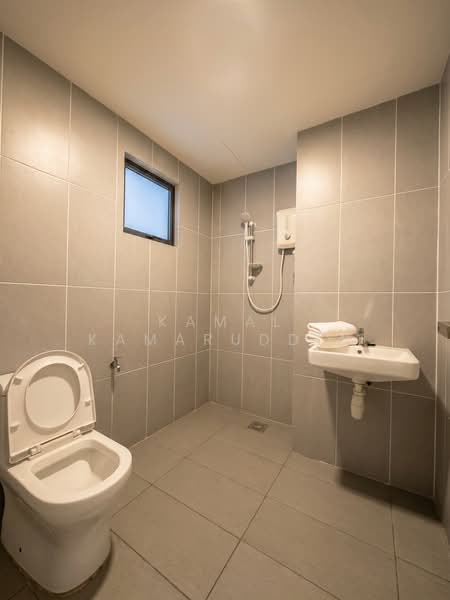 Servis Apartment untuk Disewa di Damai Residence - Kamal Kamaruddin - Bathroom - PropertyGuru.com.my