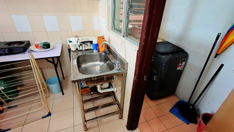 Servis Apartment untuk Disewa di Rhythm Avenue - Roger Kee - Kitchen - PropertyGuru.com.my