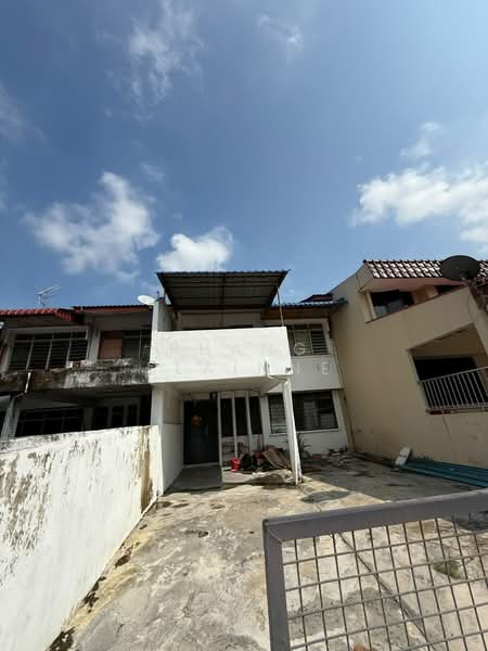 Rumah Teres 2 Tingkat untuk Dijual di Taman Pelangi (Johor Bahru) - Phang Elainne - Exterior - PropertyGuru.com.my