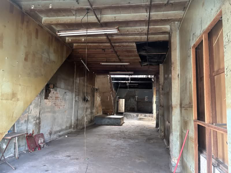 Shop for Sale in Teluk Intan (Perak) - Fennie Tee - Interior - PropertyGuru.com.my