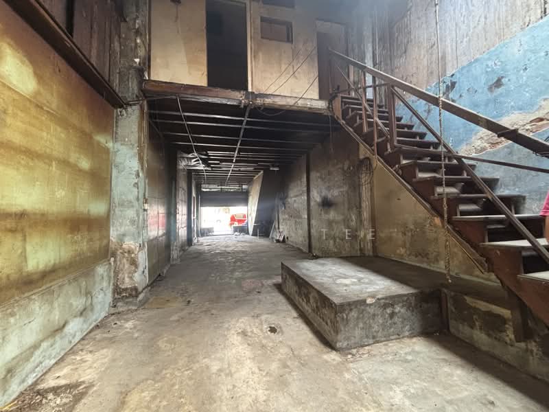Shop for Sale in Teluk Intan (Perak) - Fennie Tee - Interior - PropertyGuru.com.my