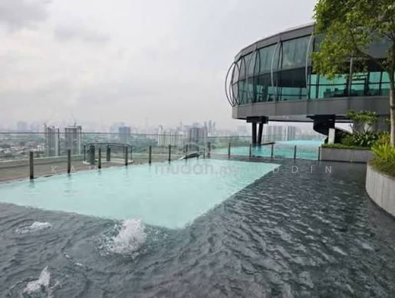 Servis Apartment untuk Disewa di UNIO Residence - Kamal Kamaruddin - Pool - PropertyGuru.com.my