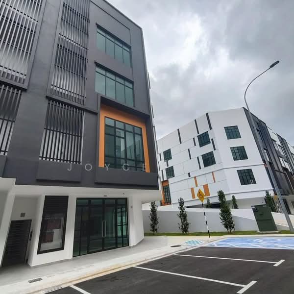 Kedai untuk Disewa di Taman Pelangi (Johor Bahru) - Joyce Ong - Exterior - PropertyGuru.com.my