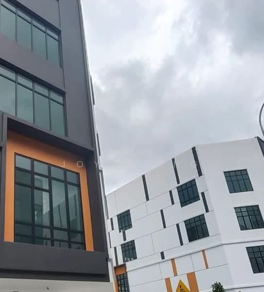Kedai untuk Disewa di Taman Pelangi (Johor Bahru) - Joyce Ong - Exterior - PropertyGuru.com.my