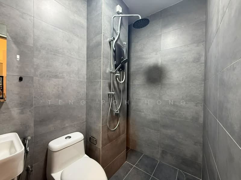 Condominium for Rent at Verando Residence - Teng Poh Hong - Bathroom - PropertyGuru.com.my