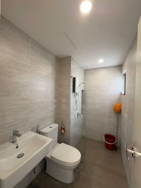 Kediaman Servis untuk Disewa di SouthPlace Residences @ Tropicana Metropark - Teng Poh Hong - Bathroom - PropertyGuru.com.my