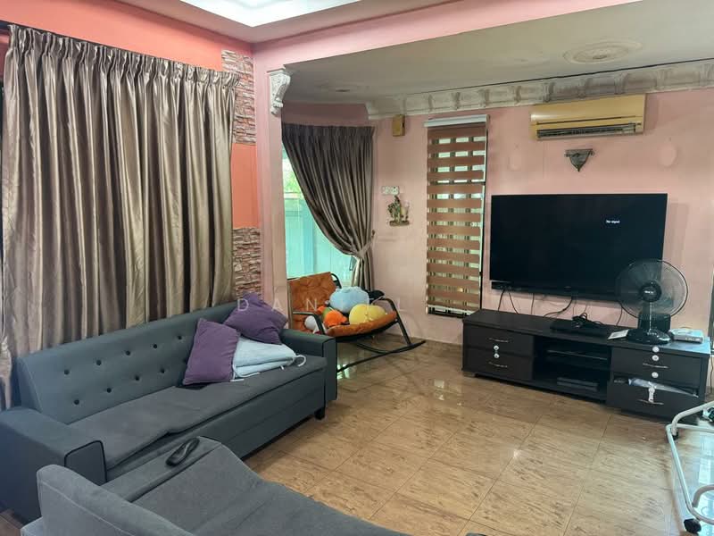 Rumah Teres 2 Tingkat untuk Dijual di BANDAR PUCHONG JAYA (Puchong) - DANIEL . - Living Room - PropertyGuru.com.my