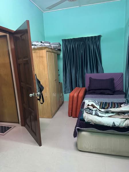 Rumah Teres 2 Tingkat untuk Dijual di BANDAR PUCHONG JAYA (Puchong) - DANIEL . - Bedroom - PropertyGuru.com.my